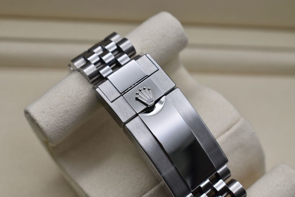 Rolex GMT Master II 126710 BLNR Image 4